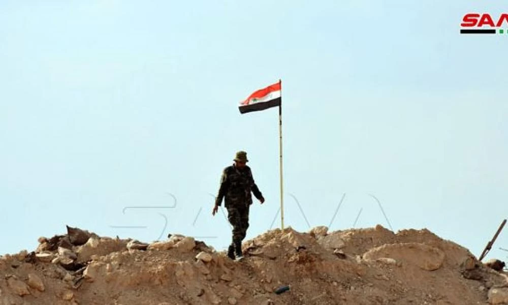 Συρία: "Πέφτει" η τουρκική σημαία στη βάση τους στο Μόρκ και ανεβαίνει η συριακή